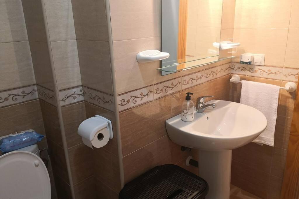 Centro Roquetas 5 Minutos De La Playa En Coche Garaje Solo Si Esta Disponible Leilighet Roquetas de Mar Eksteriør bilde